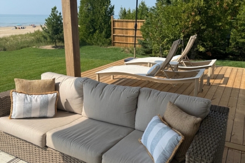 Outdoor Furniture Image 20251108